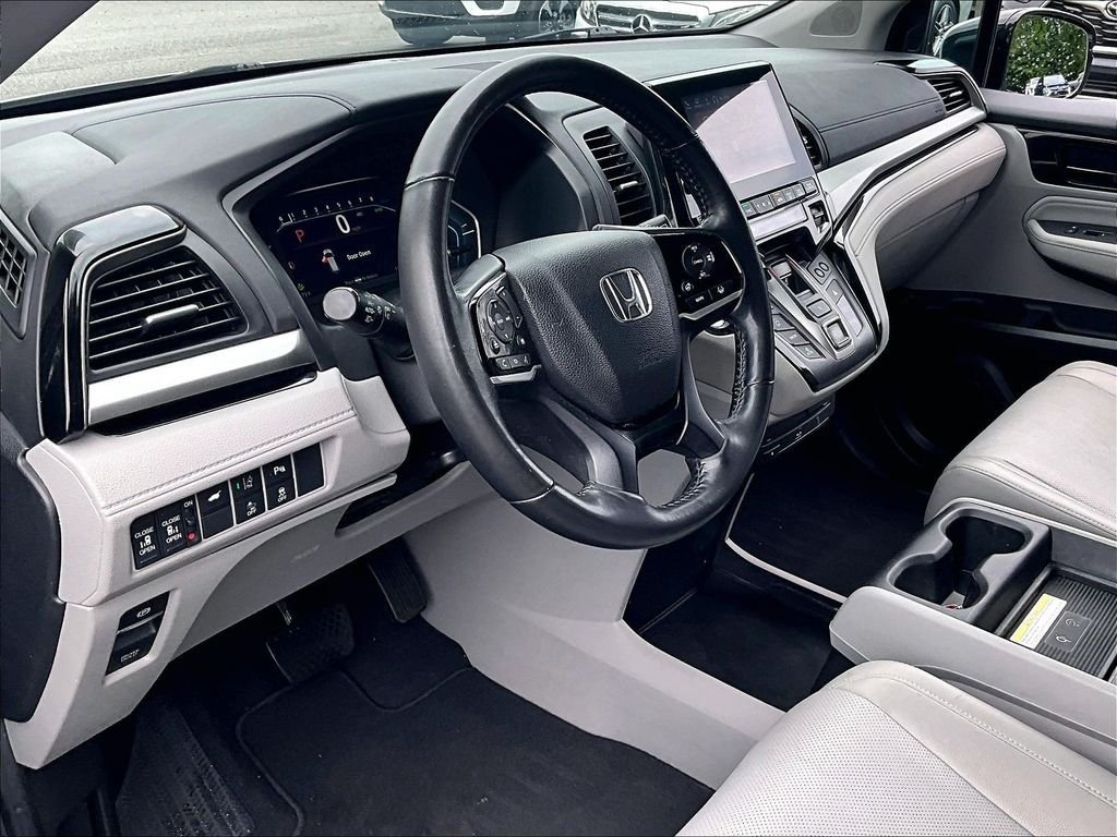 Used 2018 Honda Odyssey Elite image 8