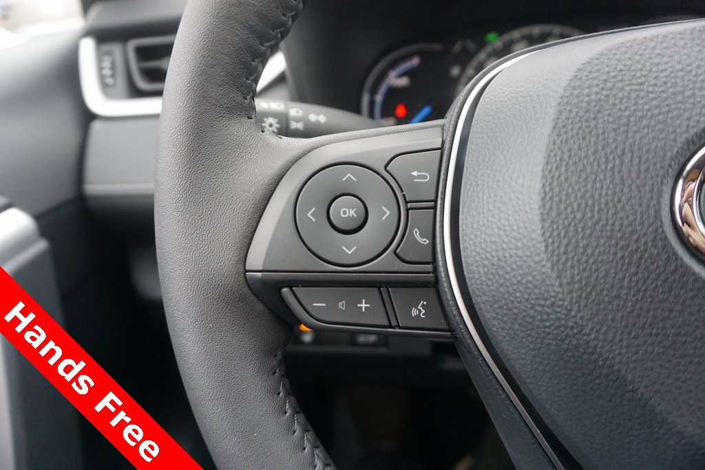 New 2025 Toyota RAV4 XLE image 4