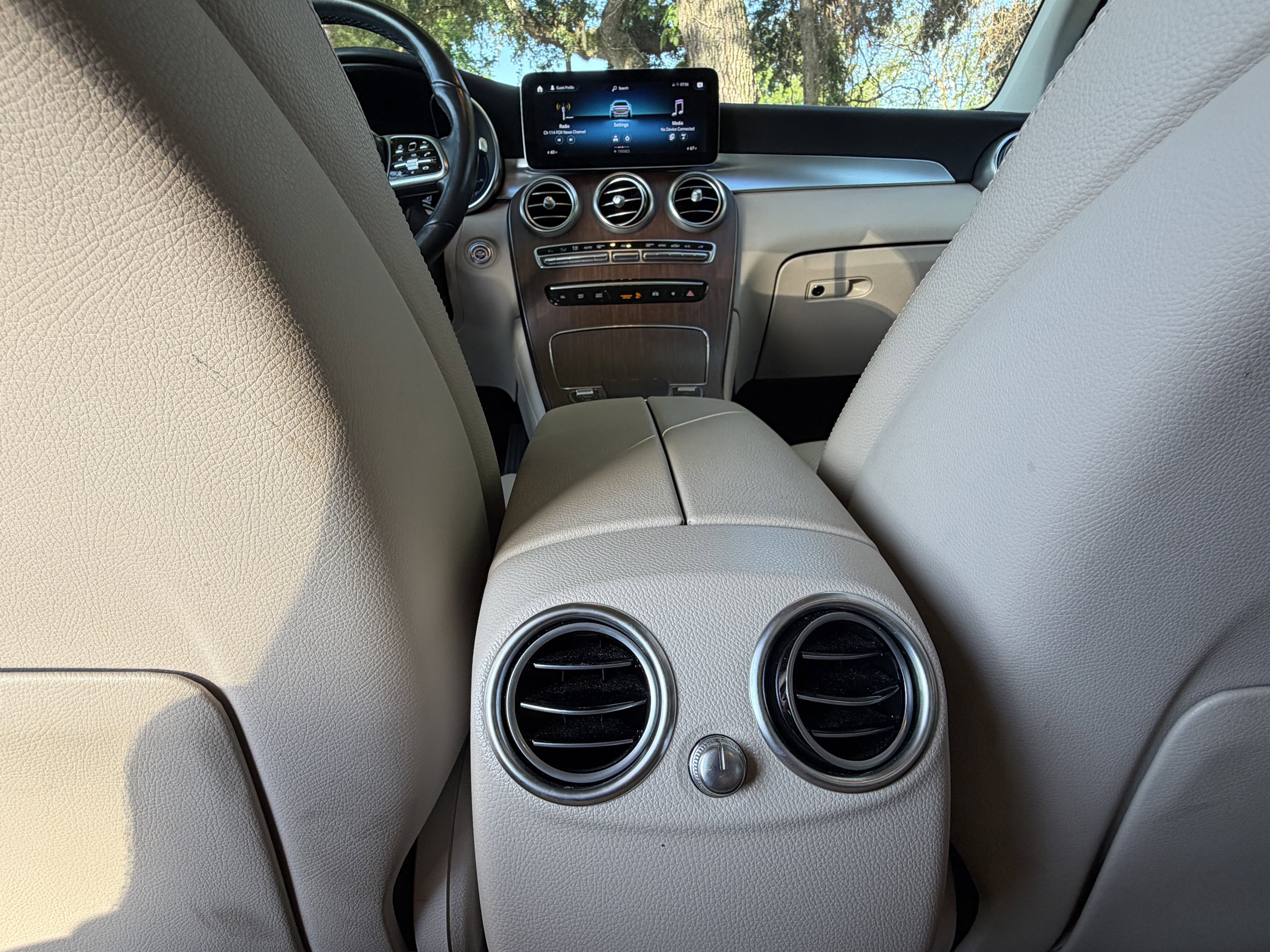 Used 2022 Mercedes-Benz GLC 300 4MATIC image 40