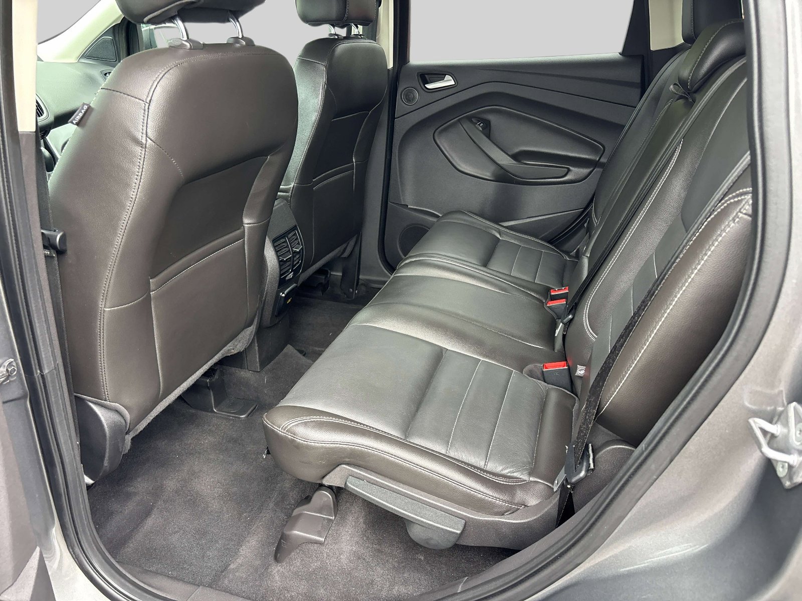 Used 2014 Ford Escape SE w/ Equipment Group 201A FWD image 8