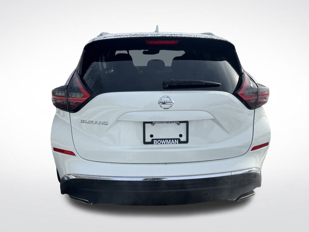 Used 2021 Nissan Murano S image 4