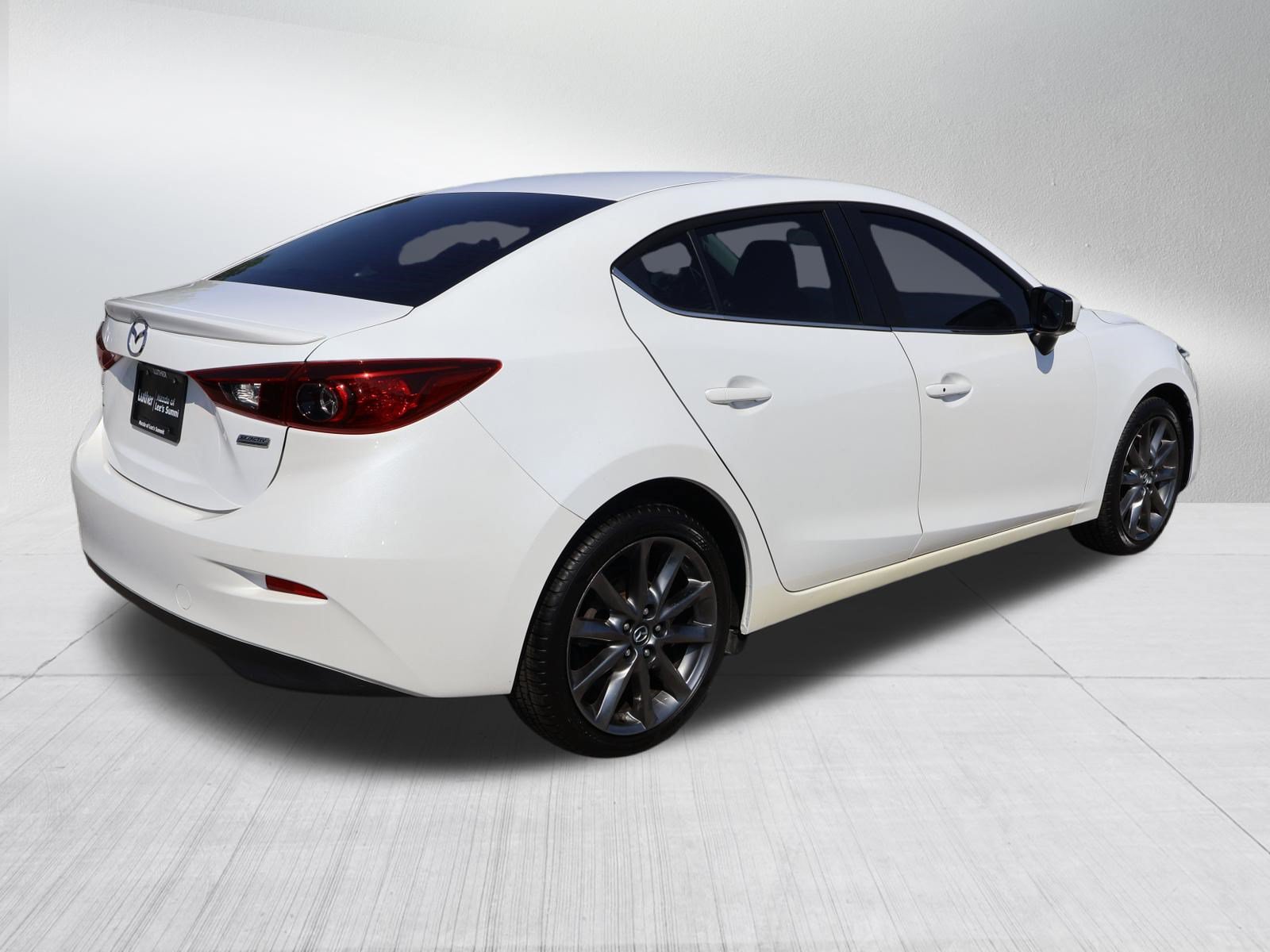 Used 2018 MAZDA MAZDA3 Touring FWD image 7