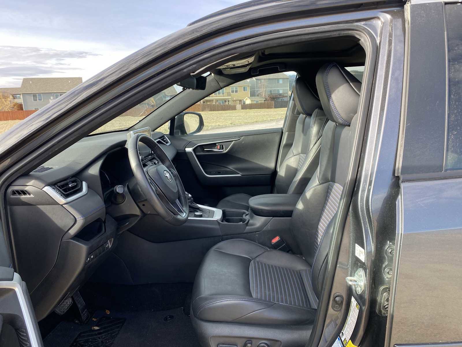 Used 2021 Toyota RAV4 XSE image 17