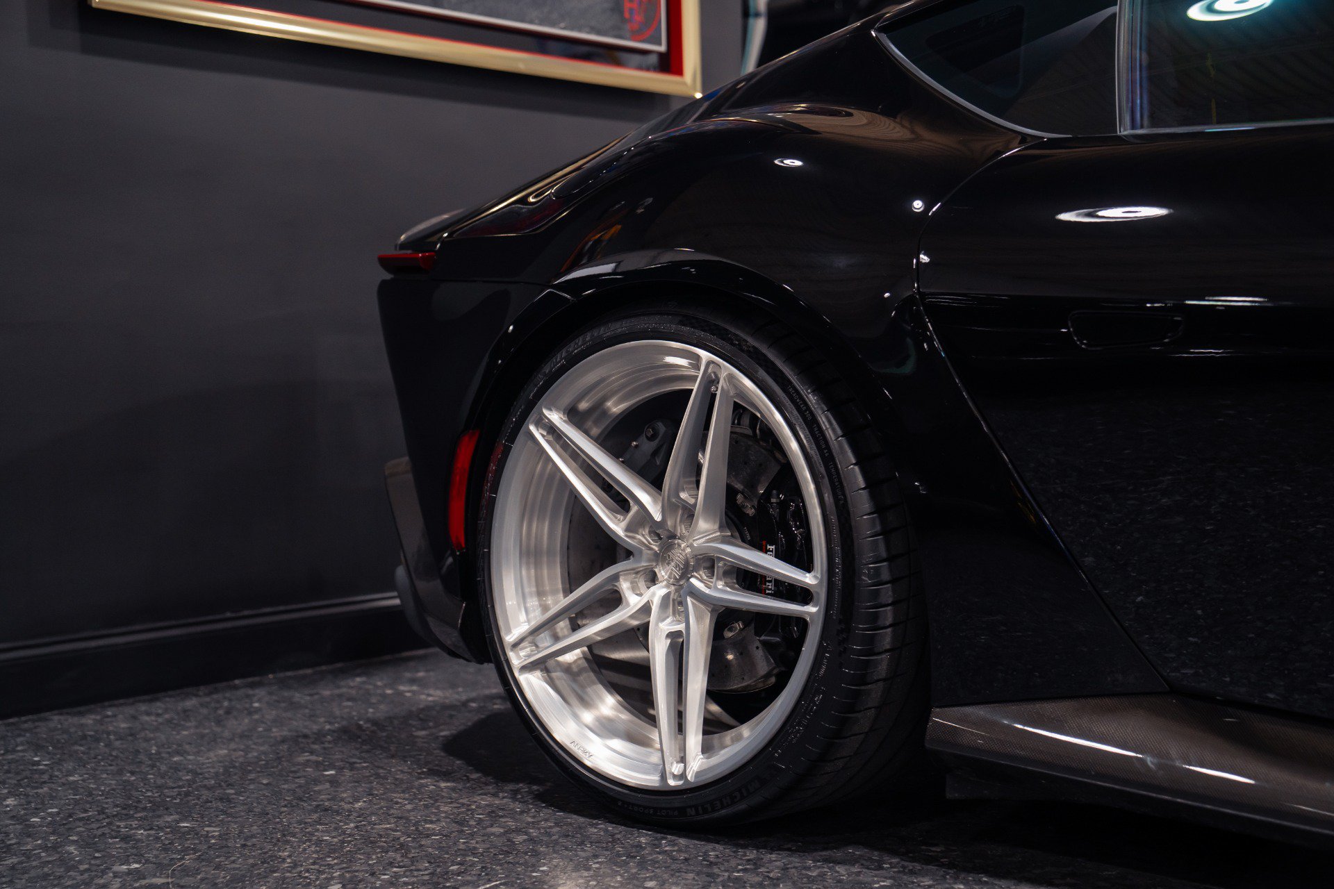Used 2025 Ferrari 12Cilindri RWD image 47