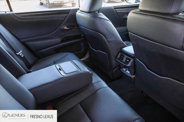 Certified 2025 Lexus ES 300h w/ Premium Package FWD image 13