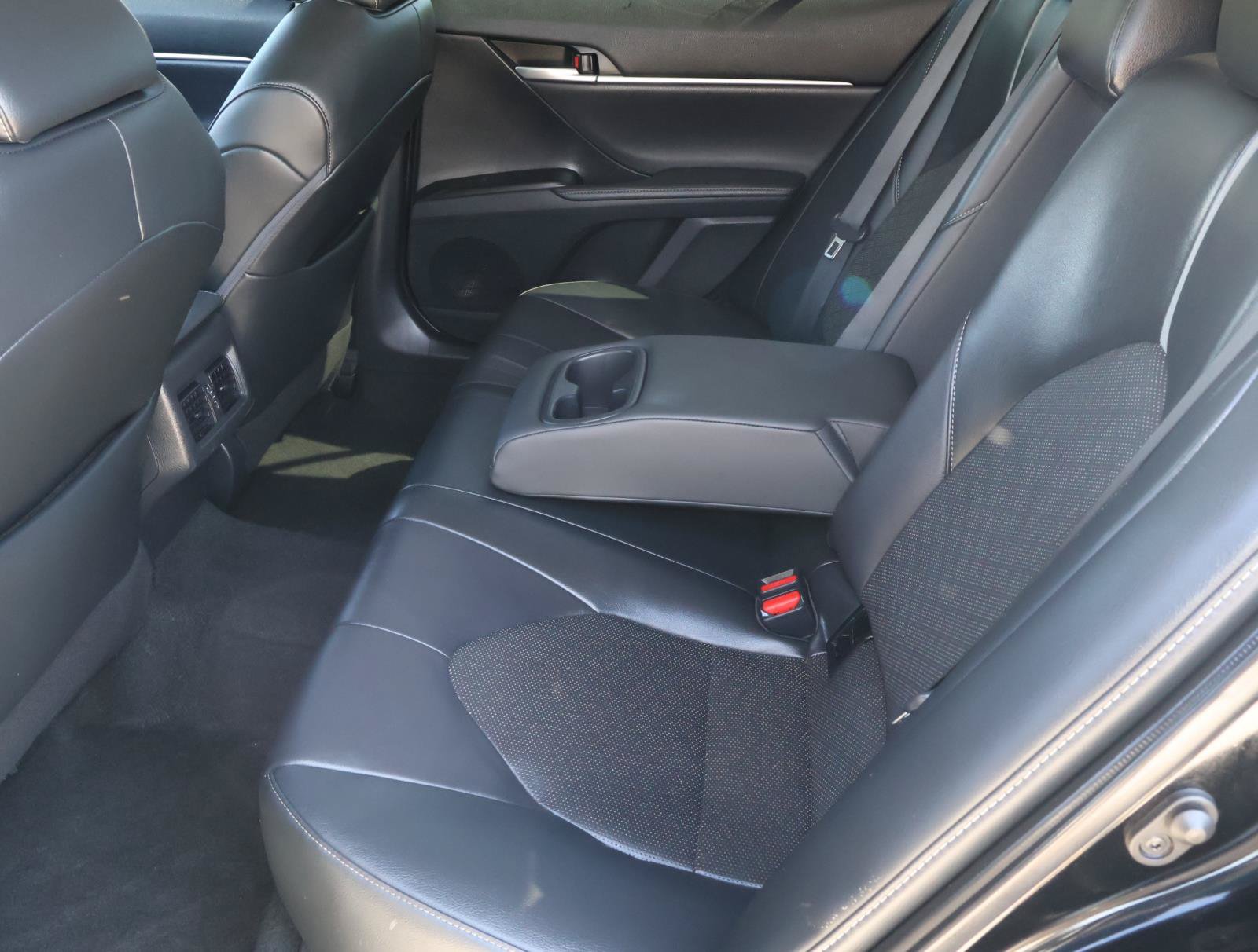 Used 2023 Toyota Camry XSE FWD image 18