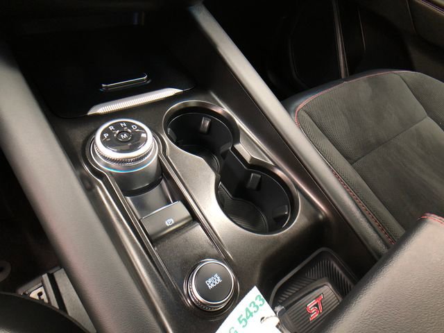 Used 2025 Ford Explorer ST image 17