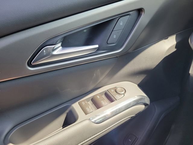 New 2026 Chevrolet Traverse LT image 18