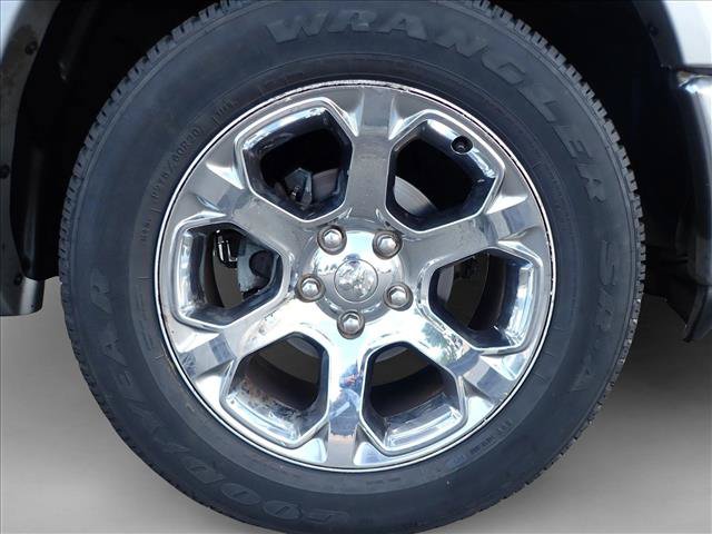 Used 2015 RAM 1500 Laramie w/ Convenience Group AWD/4WD image 7