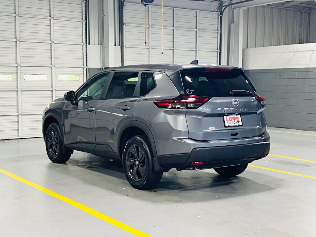 New 2026 Nissan Rogue SV FWD image 13