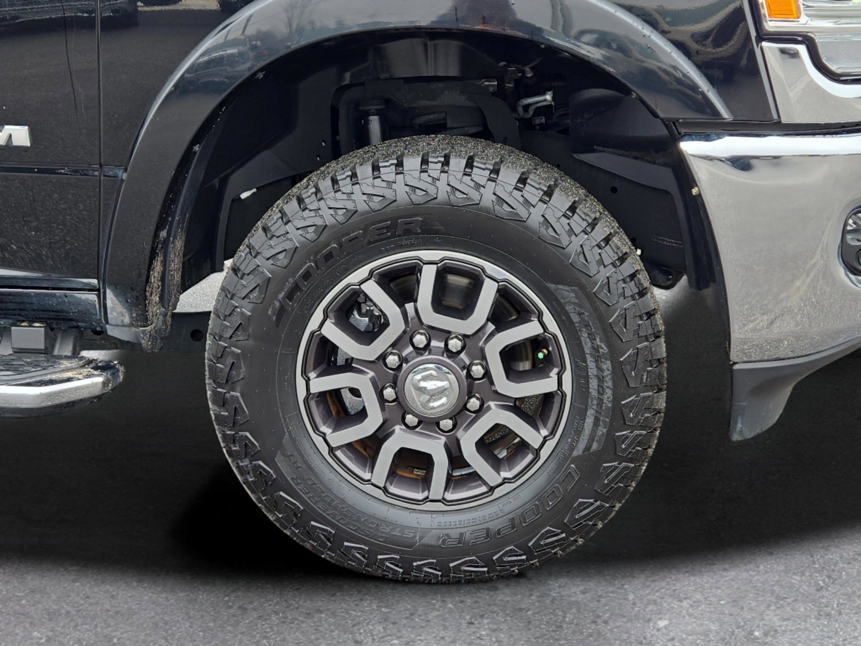 Used 2020 RAM 2500 Limited image 4