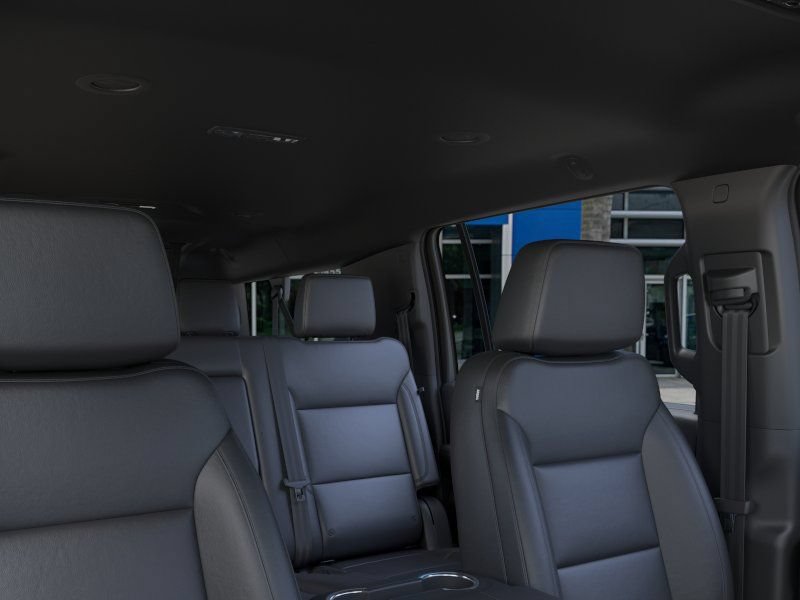 Used 2026 Chevrolet Suburban LT RWD image 25