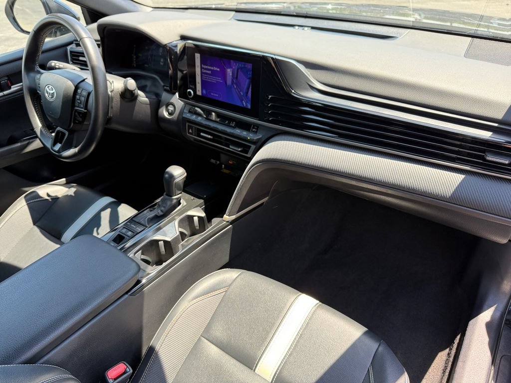 Certified 2025 Toyota Camry SE FWD image 17