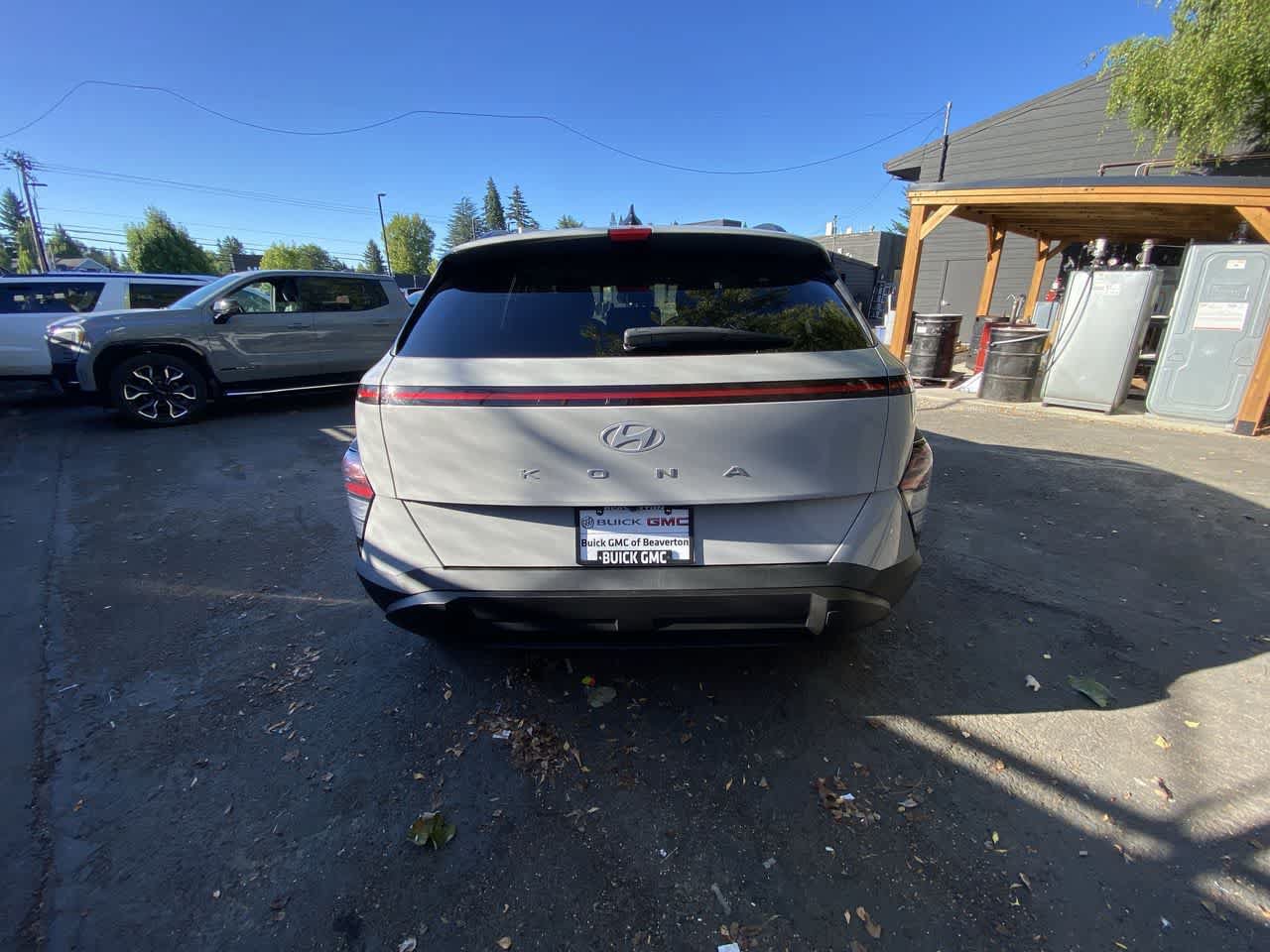 Used 2024 Hyundai Kona SEL AWD/4WD image 5