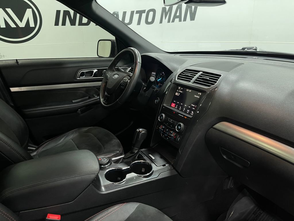 Used 2019 Ford Explorer XLT w/ Equipment Group 202A image 21