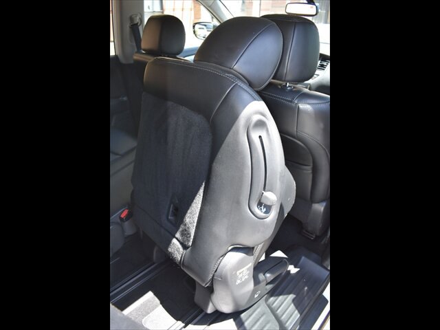Used 2017 Nissan Pathfinder SL FWD image 33