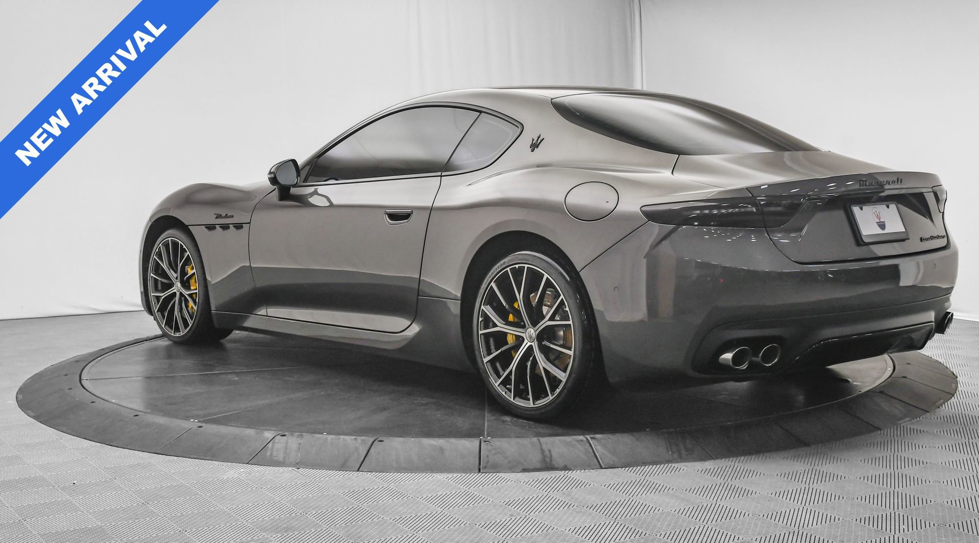 Used 2024 Maserati GranTurismo Modena image 5