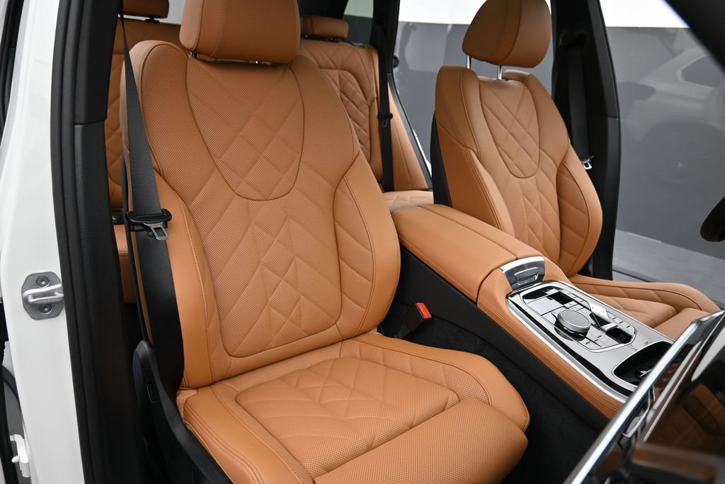 New 2026 BMW X5 xDrive40i w/ Premium Package AWD/4WD image 21