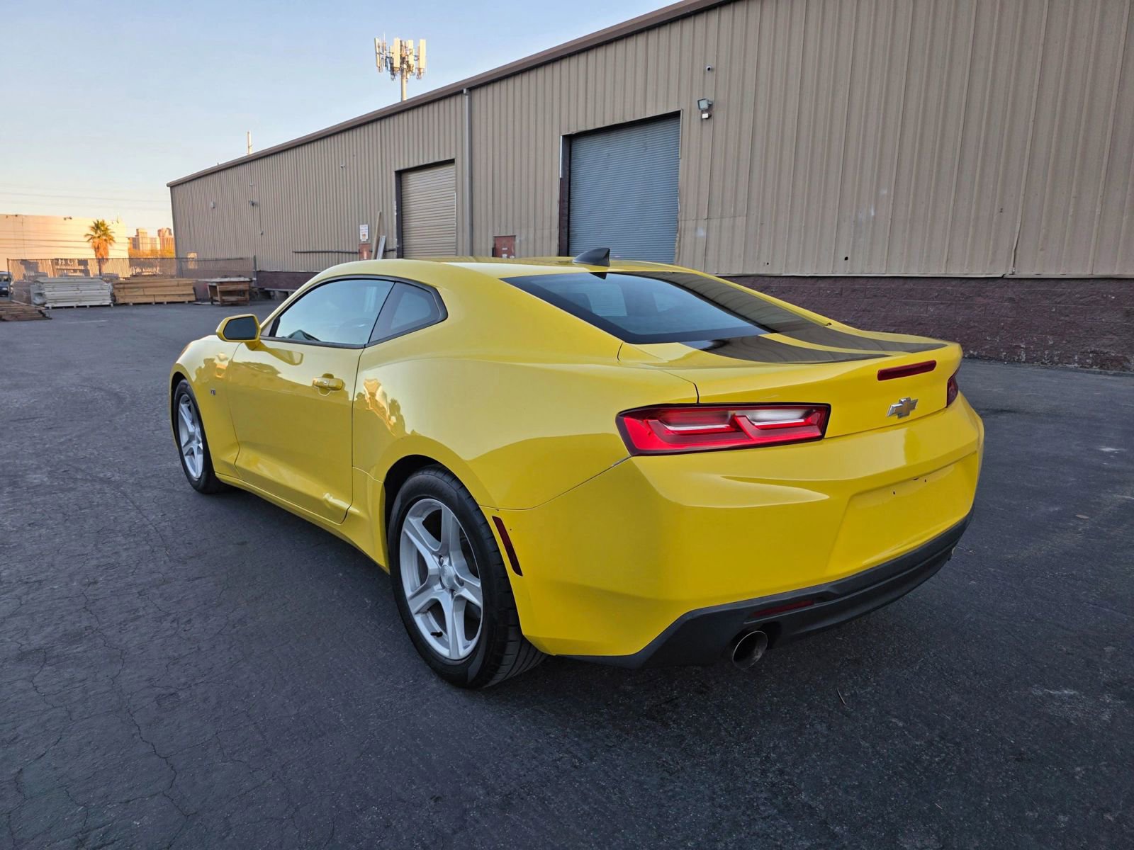 Used 2016 Chevrolet Camaro LT image 7