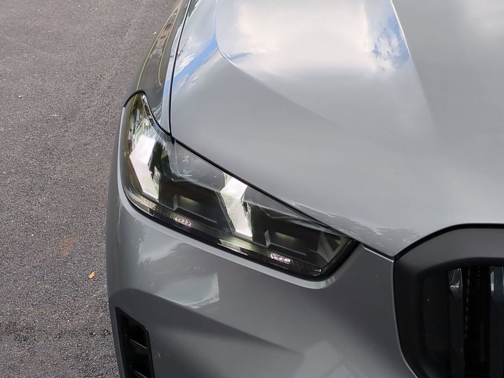Used 2026 BMW X5 sDrive40i image 10