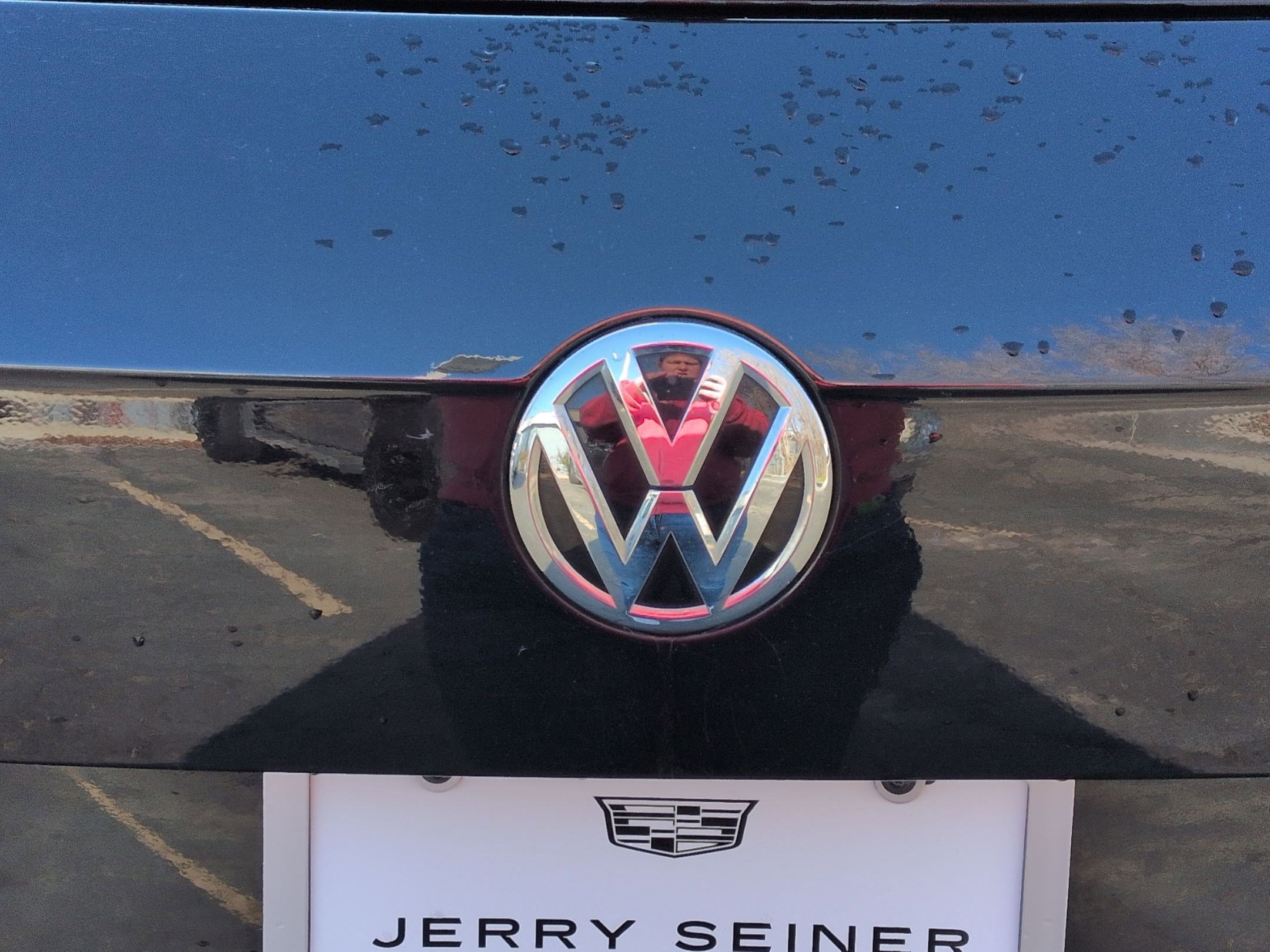 Used 2019 Volkswagen Tiguan SE image 16