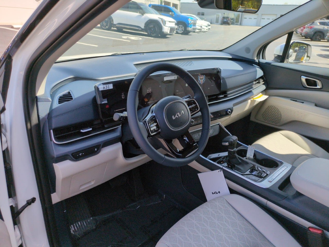 New 2026 Kia Carnival EX image 18