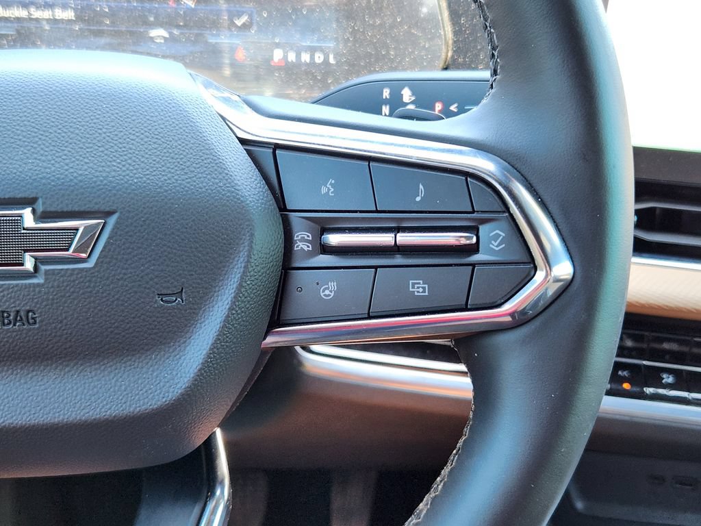 New 2026 Chevrolet Equinox ACTIV w/ Convenience Package III FWD image 17