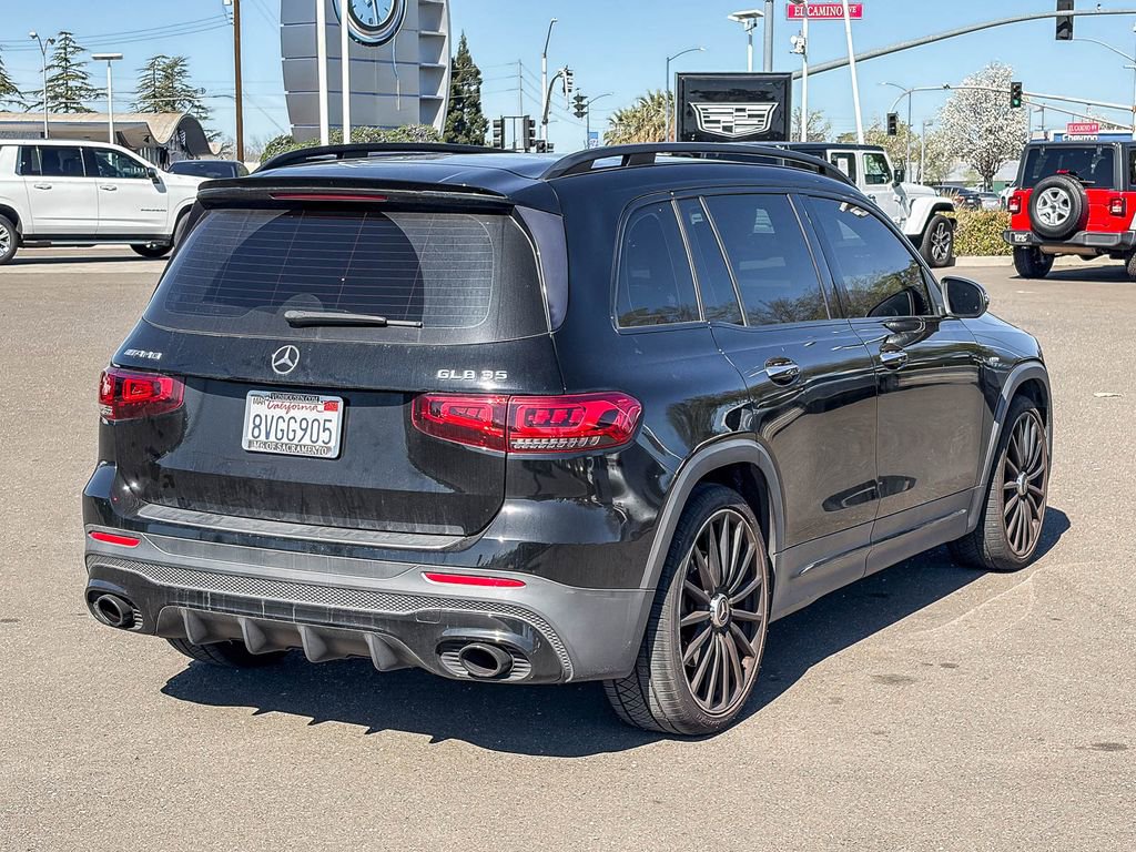 Used 2021 Mercedes-Benz GLB 35 AMG 4MATIC image 4