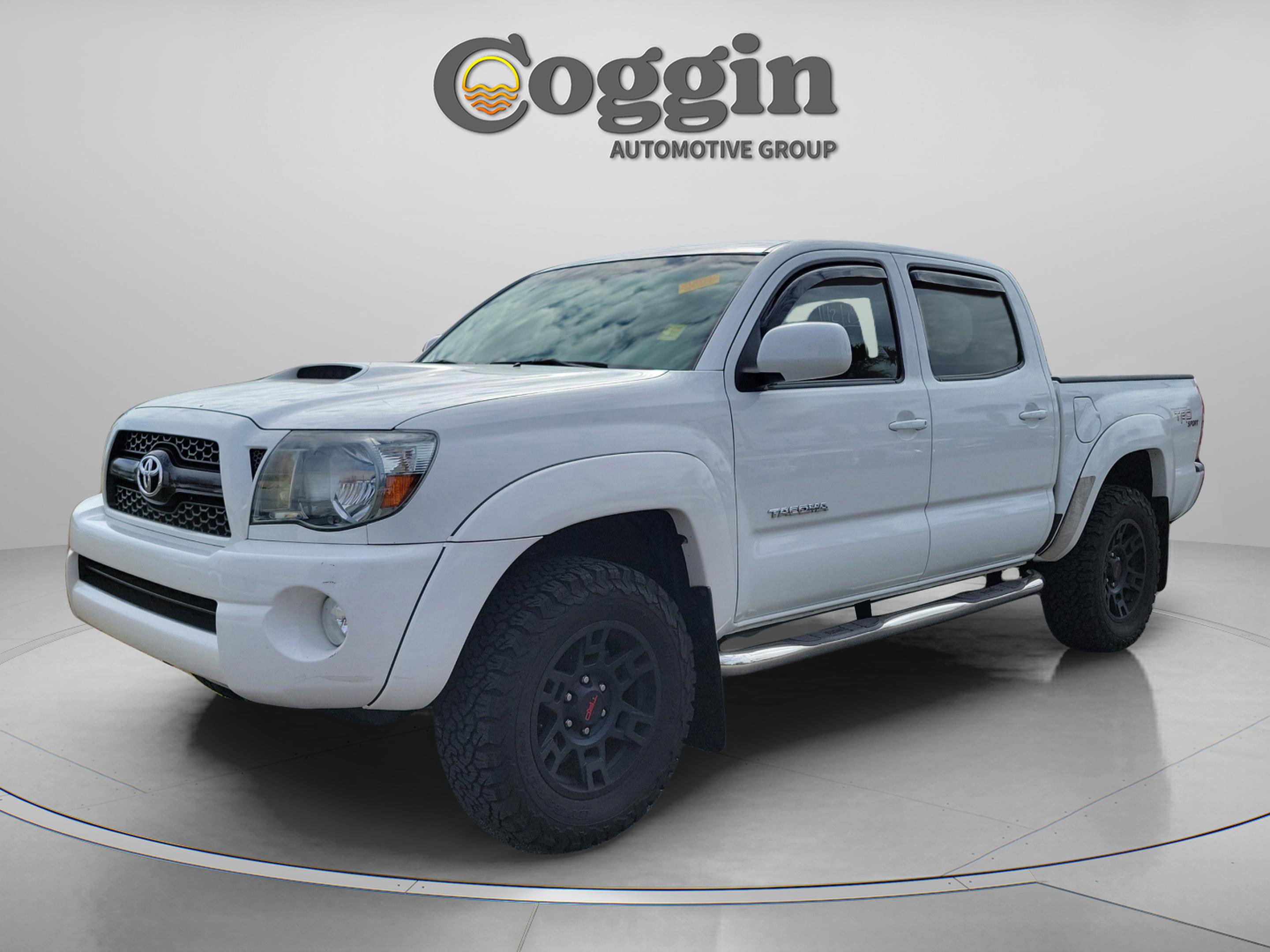 Used 2011 Toyota Tacoma PreRunner image 3