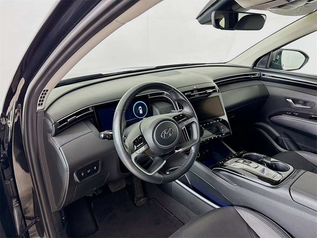 Used 2022 Hyundai Tucson Limited image 16