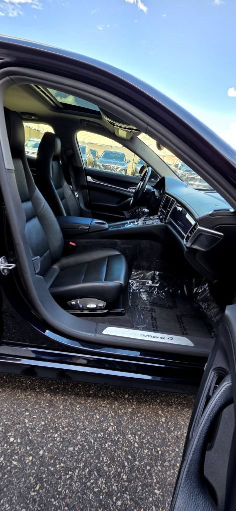 Used 2015 Porsche Panamera 4 AWD/4WD image 11