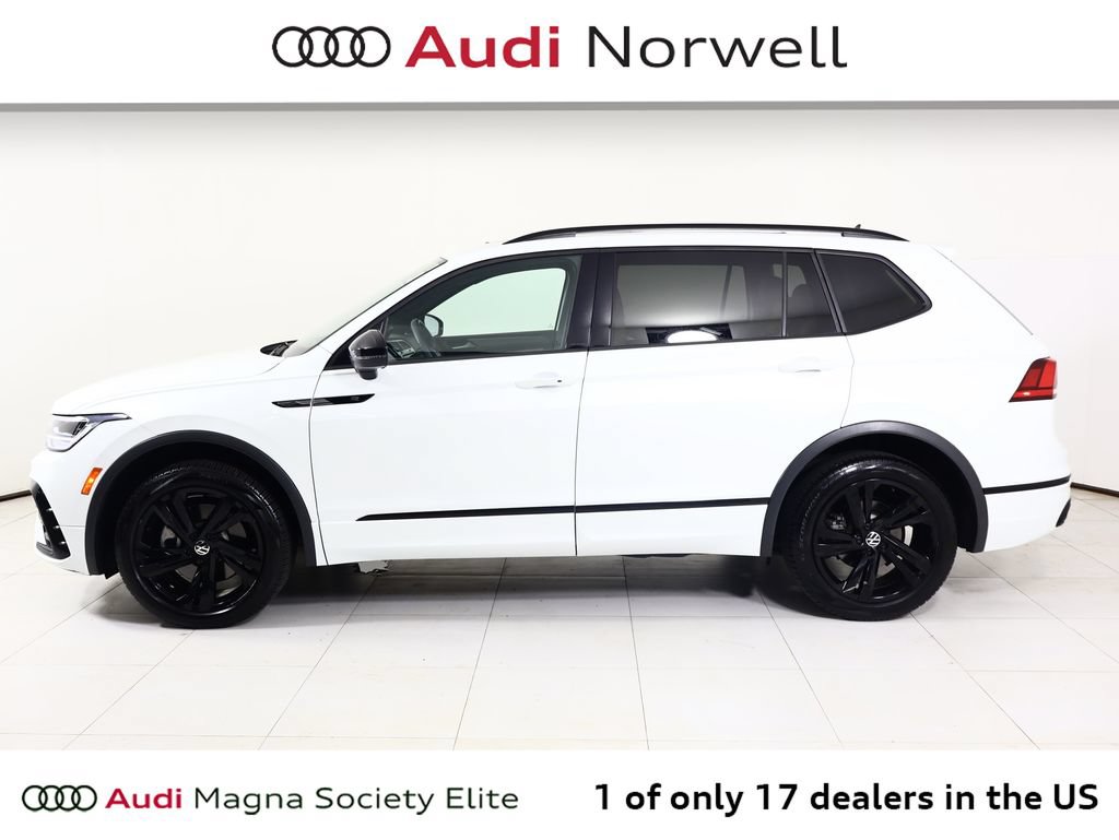 Used 2024 Volkswagen Tiguan SE R-Line AWD/4WD image 10