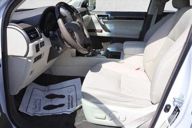 Used 2019 Lexus GX 460 Premium w/ Premium Package AWD/4WD image 11