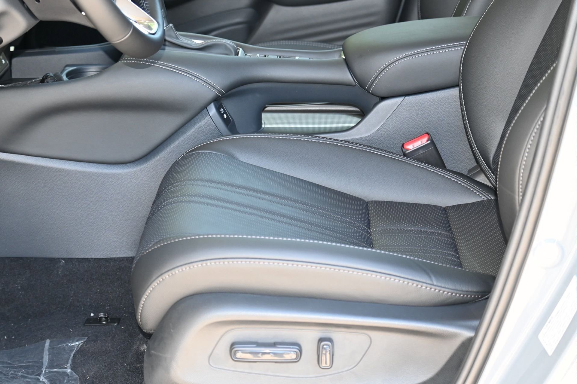 New 2026 Honda HR-V EX-L image 15