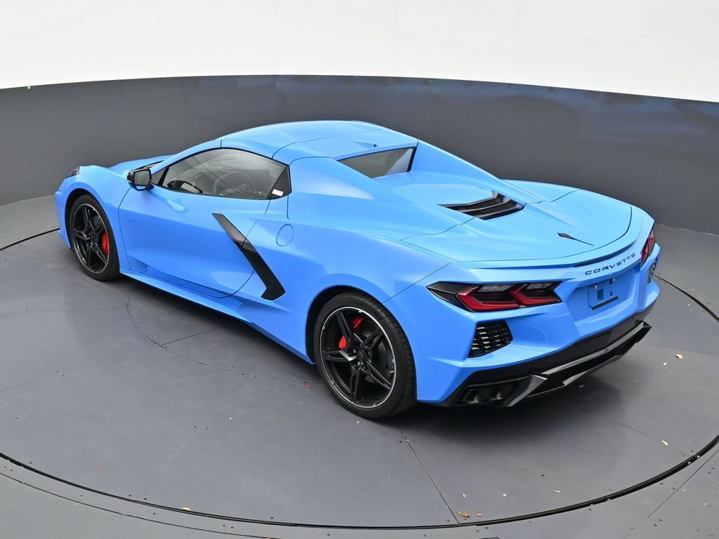 Used 2025 Chevrolet Corvette Stingray Preferred Conv w/ 2LT RWD image 14
