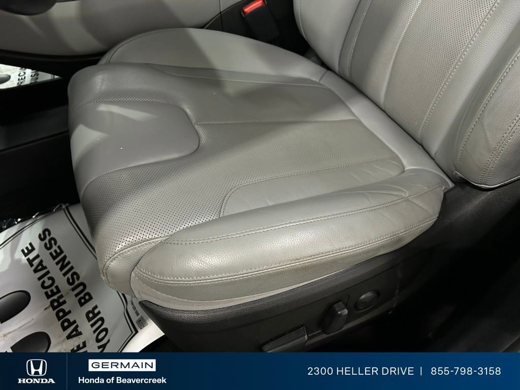 Used 2022 Hyundai Palisade SEL w/ 8P Bench Seat Package image 19