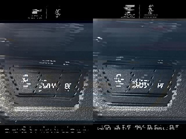 Used 2025 BMW X1 xDrive28i w/ Premium Package image 22