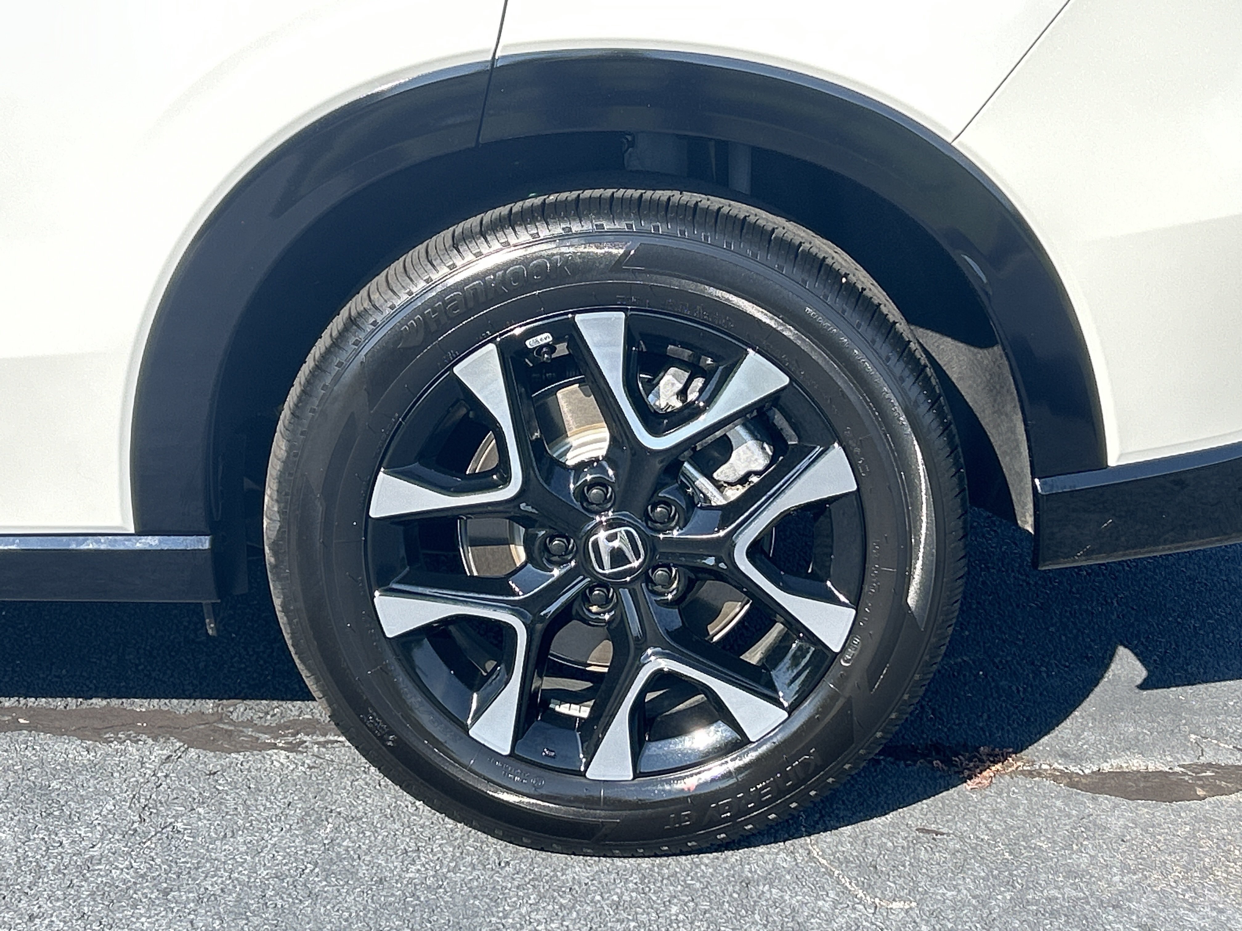 Certified 2027 Honda HR-V EX-L image 35