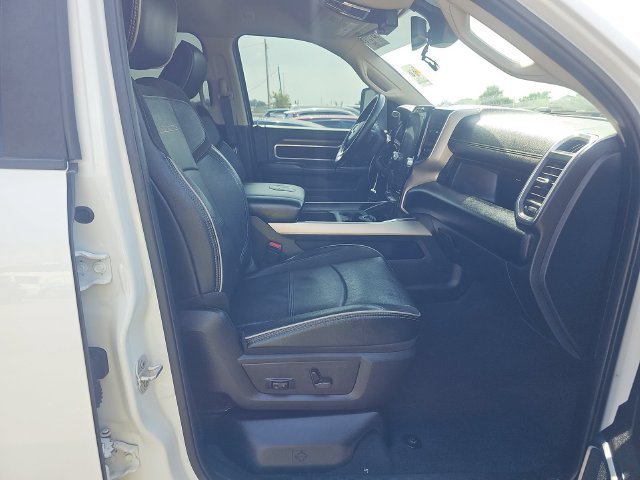 Used 2024 RAM 3500 Laramie AWD/4WD image 14