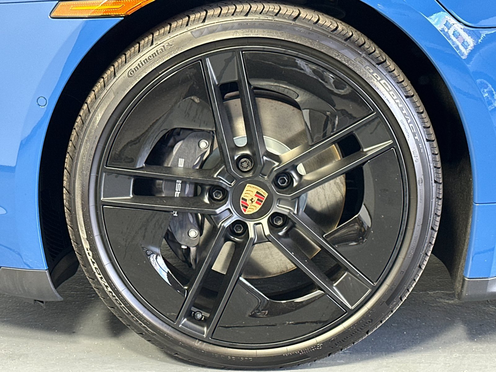 New 2026 Porsche Taycan AWD/4WD image 33