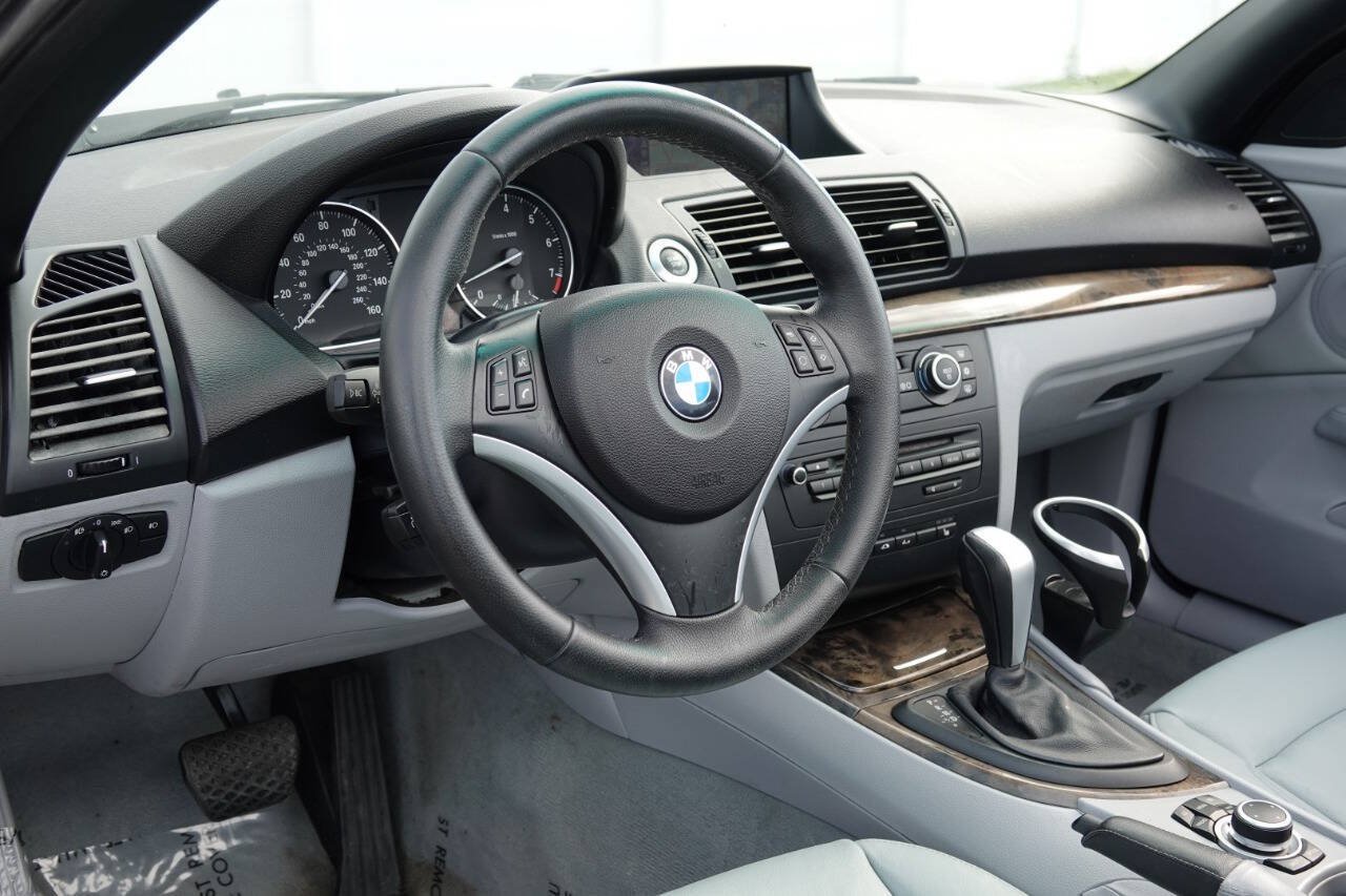 Used 2009 BMW 128i Convertible RWD image 57