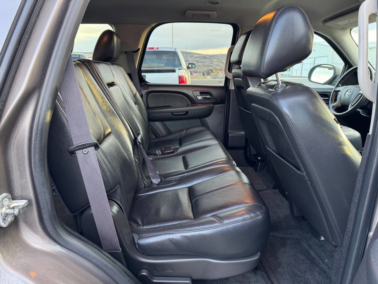 Used 2013 GMC Yukon SLT AWD/4WD image 7