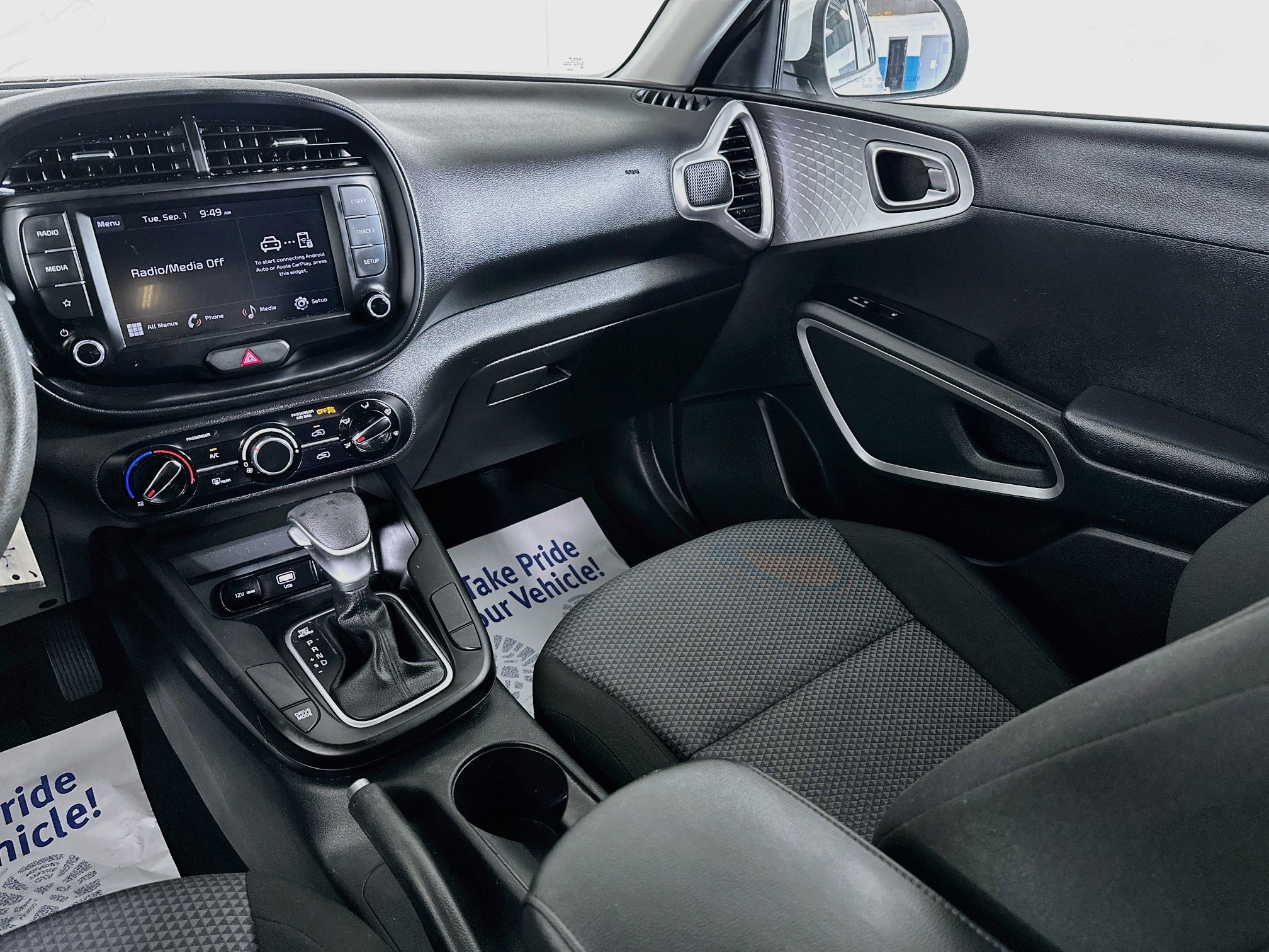 Used 2023 Kia Soul LX FWD image 21
