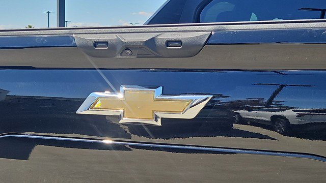 Used 2025 Chevrolet Silverado EV LT w/ LT Premium Package AWD/4WD image 31