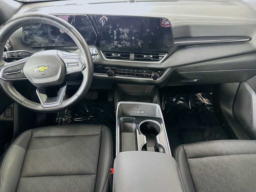 Used 2025 Chevrolet Equinox LT w/ Convenience Package II image 18