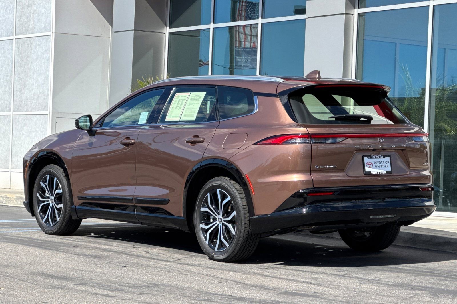 Certified 2025 Toyota Crown Signia image 8