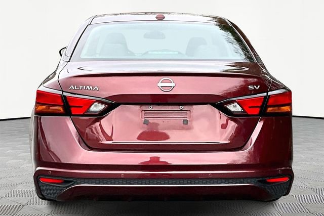 Used 2024 Nissan Altima 2.5 SV image 6