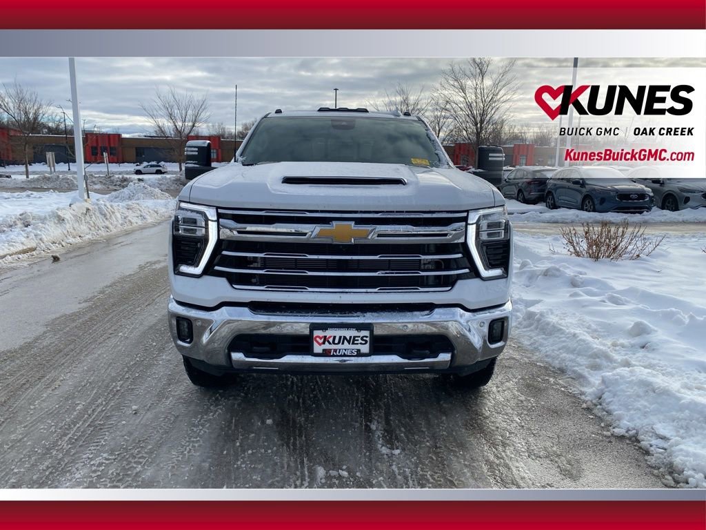 Used 2024 Chevrolet Silverado 2500 LTZ w/ LTZ Plus Package image 3