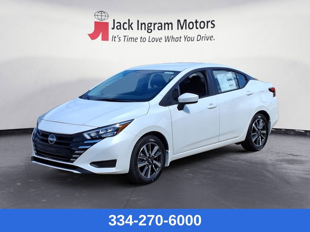 New 2025 Nissan Versa SV w/ Trunk Package
