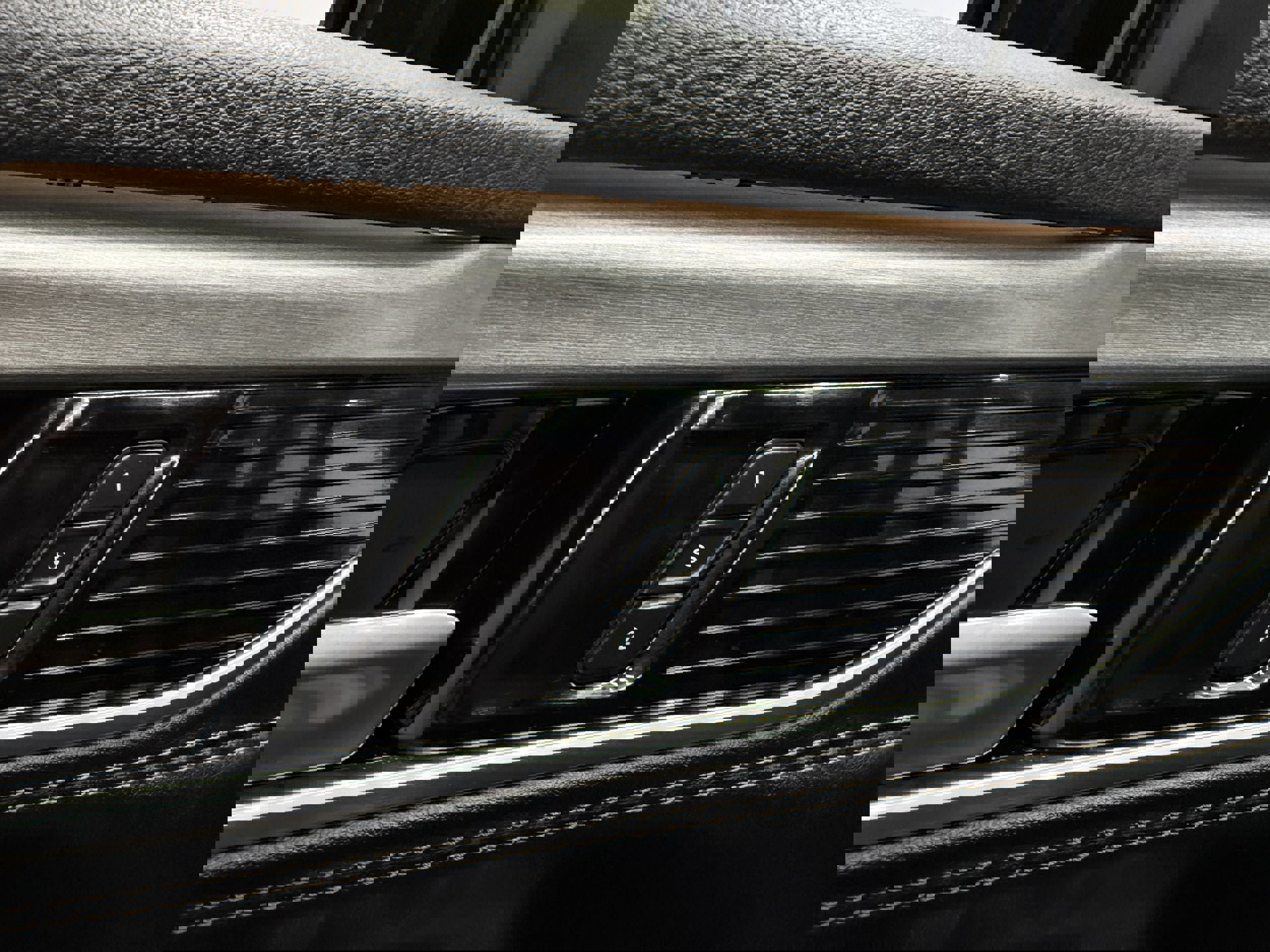 Used 2024 Jeep Wagoneer Series II image 12